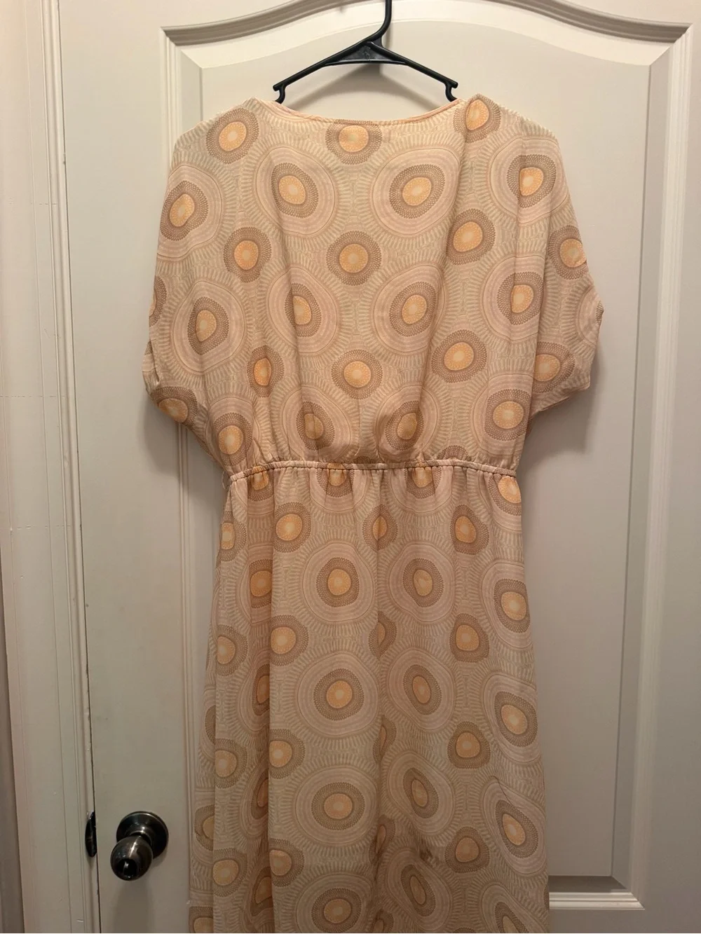 Forever 21 Neutral Beige V-Neck Puff Sleeve Boho Maxi Dress - Picture 9 of 13
